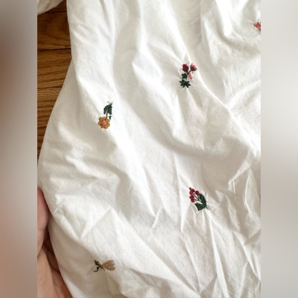ZARA White Floral Blouse Embroidered Off Shoulder Peasant Cottage Coquette Sz M - Picture 4 of 9